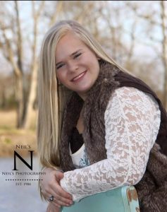 2016 Wenzel Memorial Scholarship Student Janna Rychlik